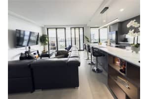 4000 Island Blvd APT 2803, Aventura, FL 33160, Sold 04/01/25