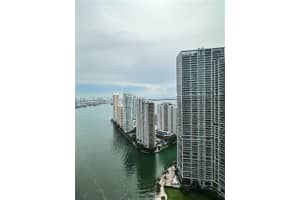 200 Biscayne Blvd Way APT 4206, Miami, FL 33131, Sold 10/31/24