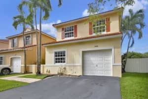 18040 SW 11th Ct, Pembroke Pines, FL 33029, Sold 12/16/24
