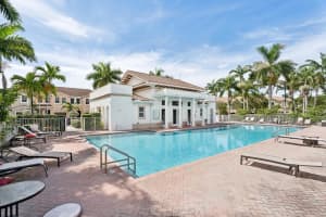 2487 SE 14th St, Homestead, FL 33035, Sold 11/27/24