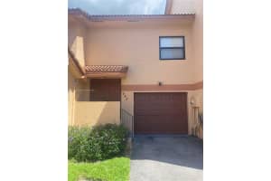 943 SW 113th Terrace, Pembroke Pines, FL 33025, Sold 06/03/25