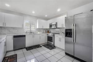 5224 NW 94th Terrace, Sunrise, FL 33351, Sold 01/03/25