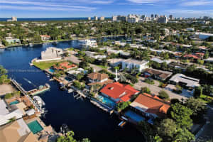 2207 NE 15th Ct, Fort Lauderdale, FL 33304, Sold 02/20/25