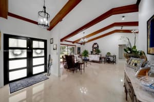7706 SW 74th Ln, Miami, FL 33143, Sold 08/18/25