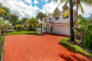 8740 NW 189th Terrace, Hialeah, FL 33018, Sold 11/01/24
