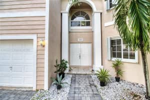 362 NE 30th Ave, Homestead, FL 33033, Sold 02/26/25