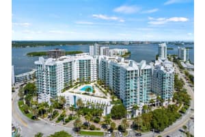 7900 Harbor Island Dr 513, North Bay Village