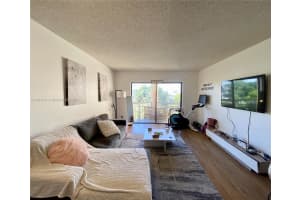 8290 Lake Dr APT 442, Doral, FL 33166, Sold 12/11/24