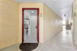 731 Vista Isles Dr APT 1511, Plantation, FL 33325, Sold 11/14/24