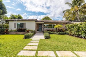 902 NE 111th St, Biscayne Park, FL 33161, Sold 10/16/24