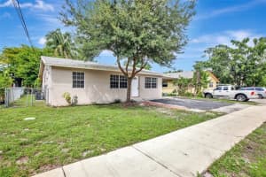 1657 SW 44th Ave, Fort Lauderdale, FL 33317, Sold 01/15/25