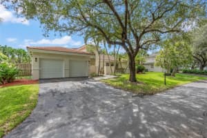 7600 SW 148th Terrace, Palmetto Bay, FL 33158, Sold 01/14/25