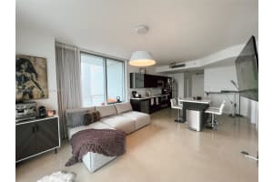 90 SW 3rd St APT 1905, Miami, FL 33130, Sold 11/25/24