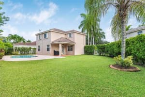 528 Live Oak Ln, Weston, FL 33327, Sold 11/01/24