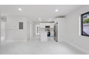 3450 NW 16th St, Miami, FL 33125, Sold 11/27/24