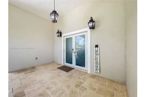 5425 SW 97th Ct, Miami, FL 33165, Sold 04/07/25