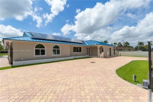 13850 SW 30th St, Miami, FL 33175, Sold 12/19/24