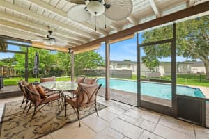 2260 NW 87th Ave, Pembroke Pines, FL 33024, Sold 11/08/24