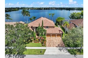 17829 NW 15th St, Pembroke Pines, FL 33029, Sold 11/29/24
