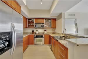 888 Douglas Rd APT 917, Coral Gables, FL 33134, Sold 12/13/24