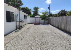 1329 SW 23rd Ave, Fort Lauderdale, FL 33312, Sold 10/25/24