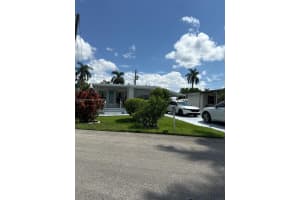 8550 SW 20th St, Davie, FL 33324, Sold 11/22/24