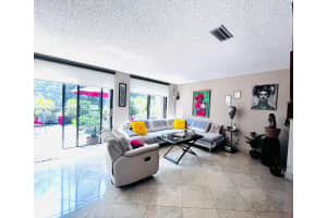 3735 Alcantara Ave # E-81, Doral, FL 33178, Sold 11/04/24