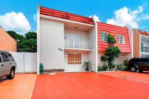 899 W 79th Pl #0, Hialeah, FL 33014, Sold 02/21/25