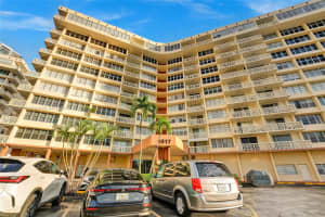 1817 S Ocean Dr APT 824, Hallandale Beach, FL 33009, Sold 01/27/25