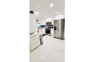 8930 S Hollybrook Blvd 106, Pembroke Pines