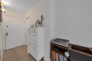 4275 NW S Tamiami Canal Dr #2103, Miami, FL 33126, Sold 01/09/25