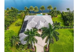 15141 SW 20th St, Davie, FL 33326, Sold 01/09/25
