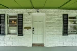 935 NE 6th St, Pompano Beach, FL 33060, Sold 12/30/24