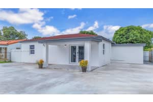 912 E 32nd St, Hialeah, FL 33013, Sold 02/21/25