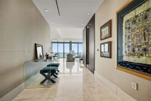 460 NE 28th St APT 4104, Miami, FL 33137, Sold 03/21/25
