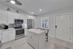 8913 Windtree St, Boca Raton, FL 33496, Sold 01/13/25