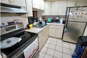 11790 SW 18th St Apt 227-3, Miami, FL 33175, Sold 03/26/25