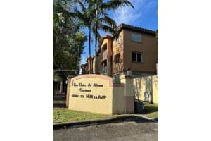 17602 NW 25th Ave APT 202, Miami Gardens, FL 33056, Sold 01/22/25