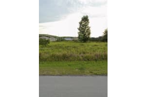 42 Dogwood Trail 00 Ocala, FL 34472 Sold 07/07/25