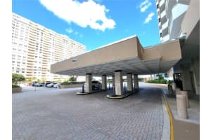 1980 S Ocean Dr 2c, Hallandale Beach