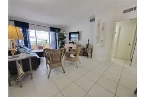1980 S Ocean Dr APT 2C, Hallandale Beach, FL 33009, - MLS#A11662917
