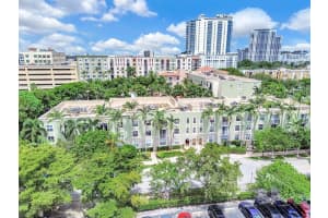 1900 Van Buren St APT 304B, Hollywood, FL 33020, Sold 12/27/24