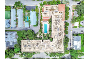 1900 Van Buren St APT 304B, Hollywood, FL 33020, Sold 12/27/24