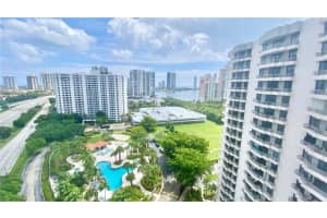 3300 Ne 191st St 1807, Aventura