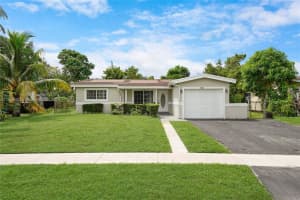 3541 NW 35th Ave, Lauderdale Lakes, FL 33309, Sold 12/06/24