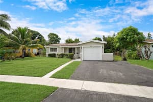 3541 NW 35th Ave, Lauderdale Lakes, FL 33309, Sold 12/06/24