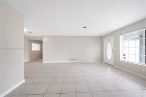3541 NW 35th Ave, Lauderdale Lakes, FL 33309, Sold 12/06/24