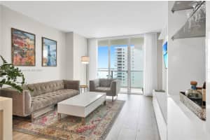 906 Brickell Bay Dr, Miami, FL 33131, Sold 12/30/24