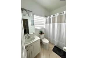 2425 NE 3rd Ct, Homestead, FL 33033, Sold 02/12/25
