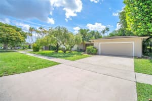 4920 N Hills Dr, Hollywood, FL 33021, Sold 01/27/25